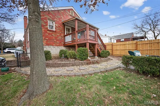 $260,000 | 9292 Fayette Avenue, St. Louis, MO 63123