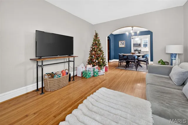 $260,000 | 9292 Fayette Avenue, St. Louis, MO 63123