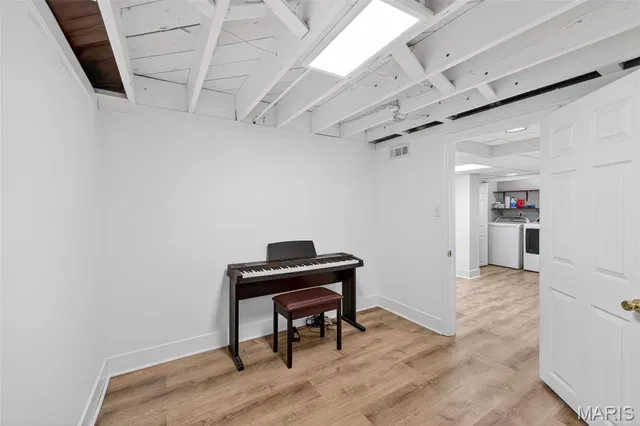 $260,000 | 9292 Fayette Avenue, St. Louis, MO 63123