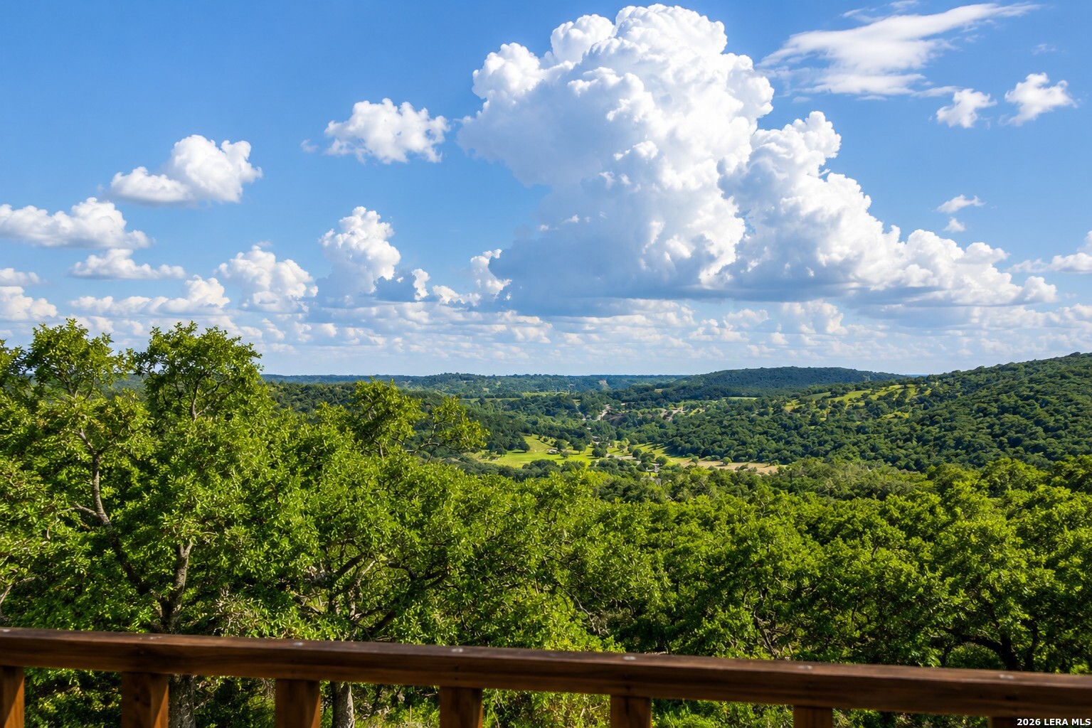 138 Ridge Road West Ingram, TX 78025 - Photo 4 of 28