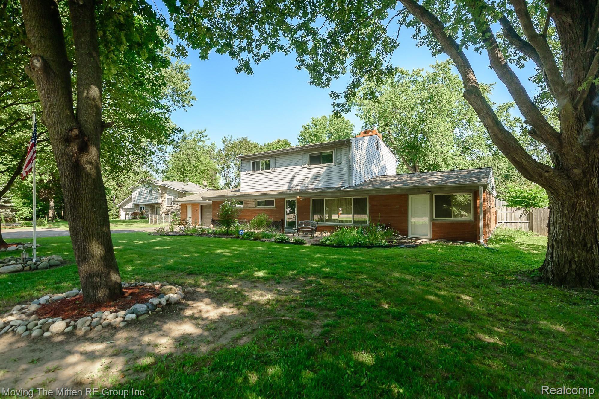 41834 Savage Road Belleville, MI 48111 - Photo 60 of 60 mtm_41834_savage-55.jpg