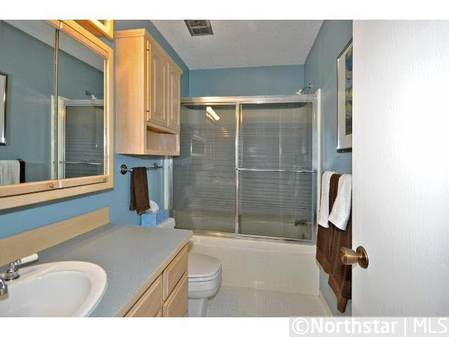 15502 Post Road Minnetonka, MN 55391 - Photo 15 of 18
