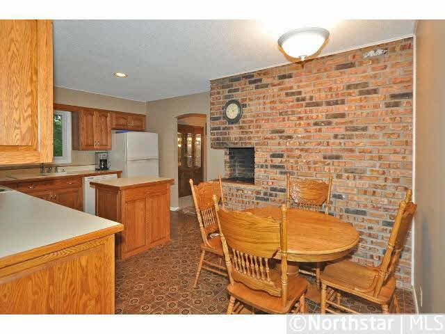 15502 Post Road Minnetonka, MN 55391 - Photo 2 of 18
