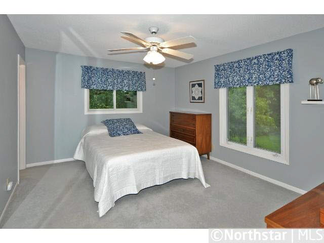 15502 Post Road Minnetonka, MN 55391 - Photo 3 of 18