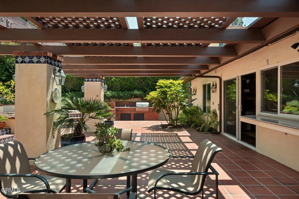 2909 Hopeton Road La Crescenta, CA 91214 - Photo 22 of 34 23-HopetonRd-e183d865a6
