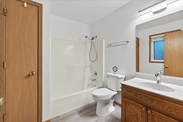 $389,750 | 1306 Bassett Drive, Joliet, IL 60431