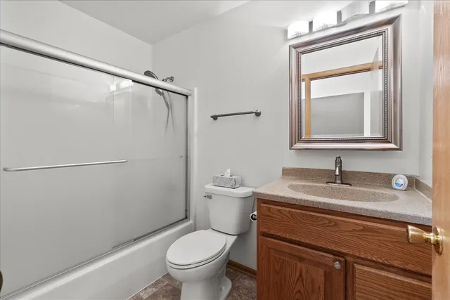 $389,750 | 1306 Bassett Drive, Joliet, IL 60431