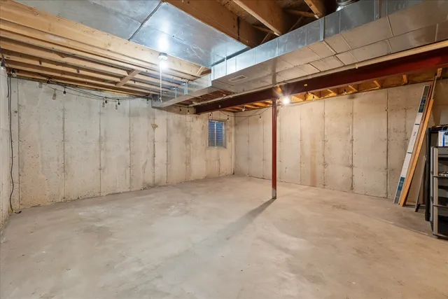 $389,750 | 1306 Bassett Drive, Joliet, IL 60431