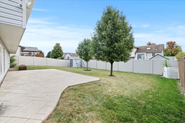 $389,750 | 1306 Bassett Drive, Joliet, IL 60431