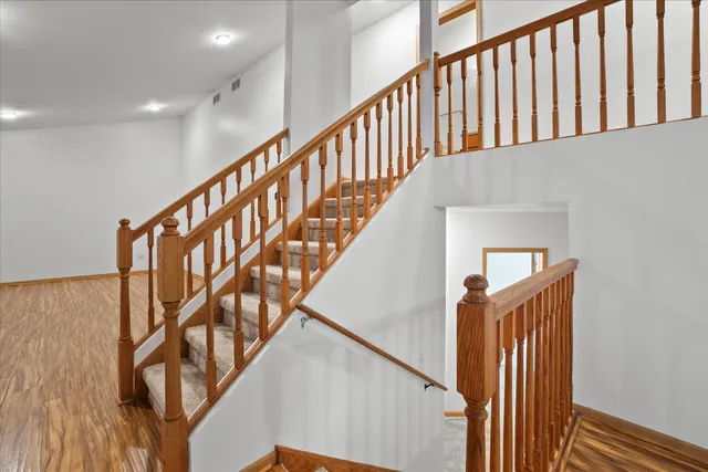 $389,750 | 1306 Bassett Drive, Joliet, IL 60431