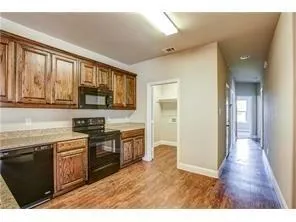$1,650 | 473 Canvas Court, Crowley, TX 76036