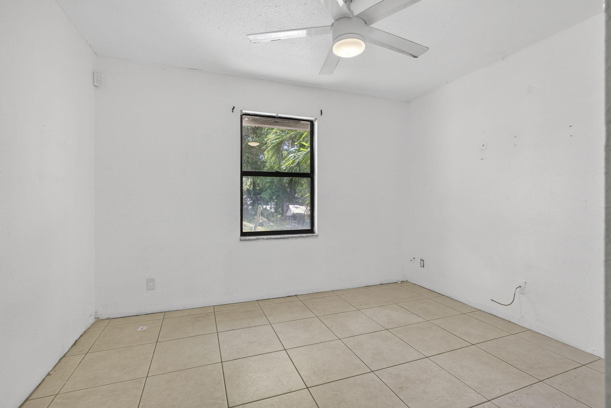 17851 62nd Road North Loxahatchee, FL 33470 - Photo 22 of 55 Guest Bedroom 1