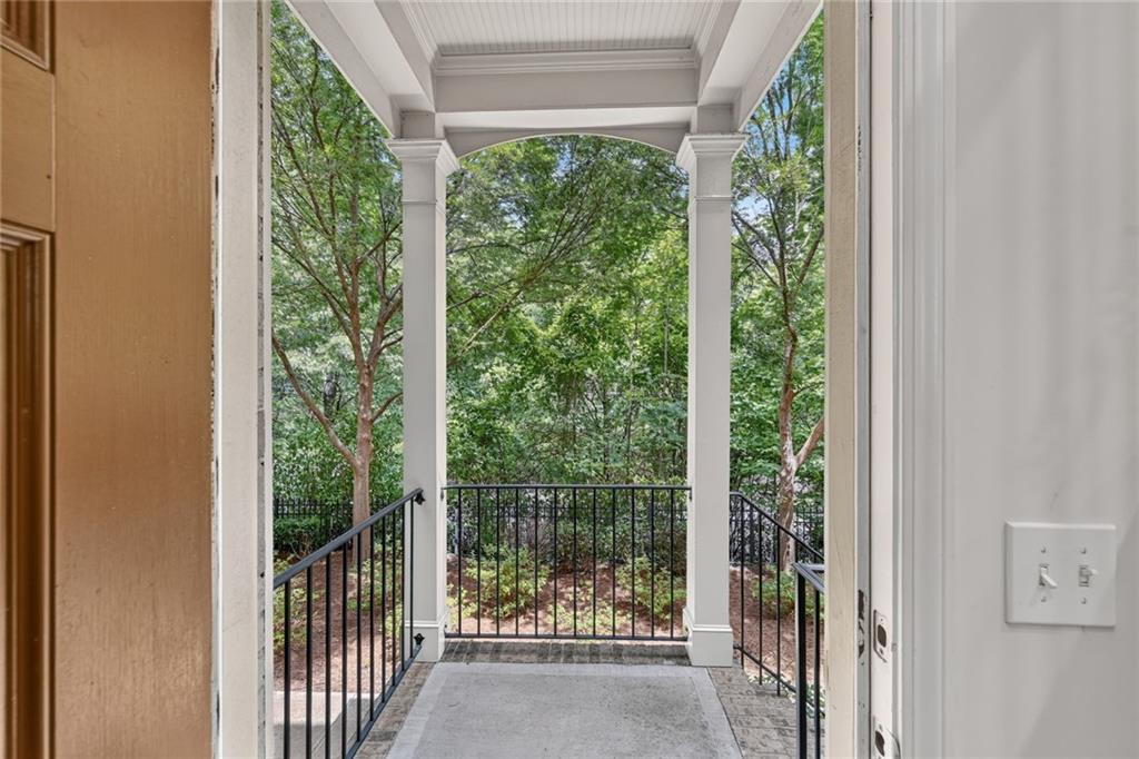 11 High Gate Trail Decatur, GA 30030 - Photo 4 of 24