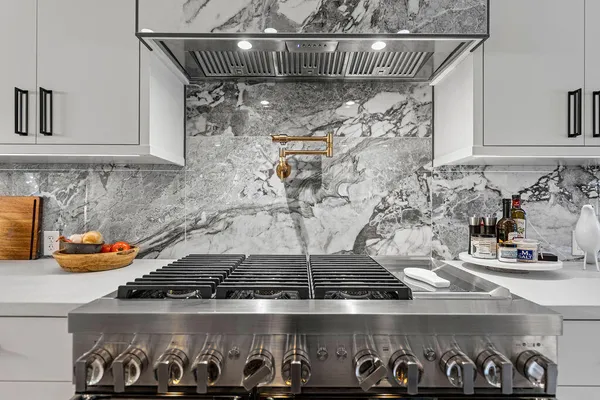 $3,295,000 | 582 Campbell Road, Saugatuck, MI 49453