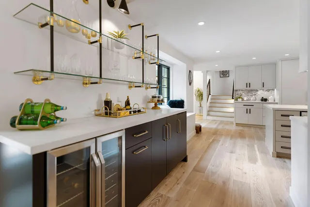 $3,700,000 | 582 Campbell Road, Saugatuck, MI 49453