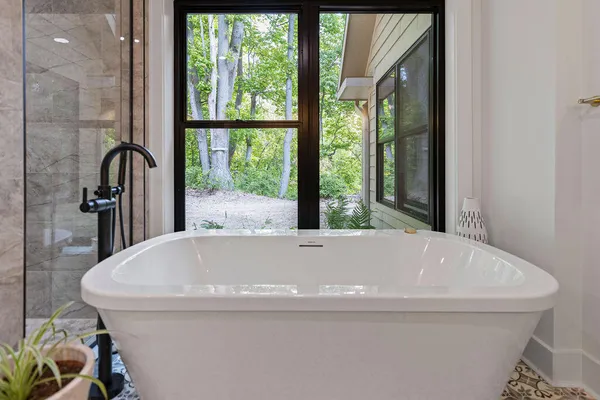 $3,295,000 | 582 Campbell Road, Saugatuck, MI 49453