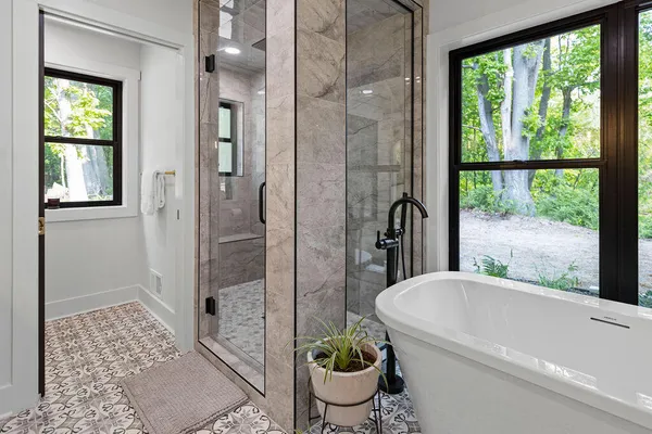 $3,295,000 | 582 Campbell Road, Saugatuck, MI 49453