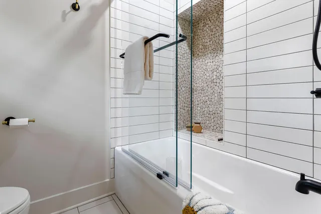 $3,700,000 | 582 Campbell Road, Saugatuck, MI 49453