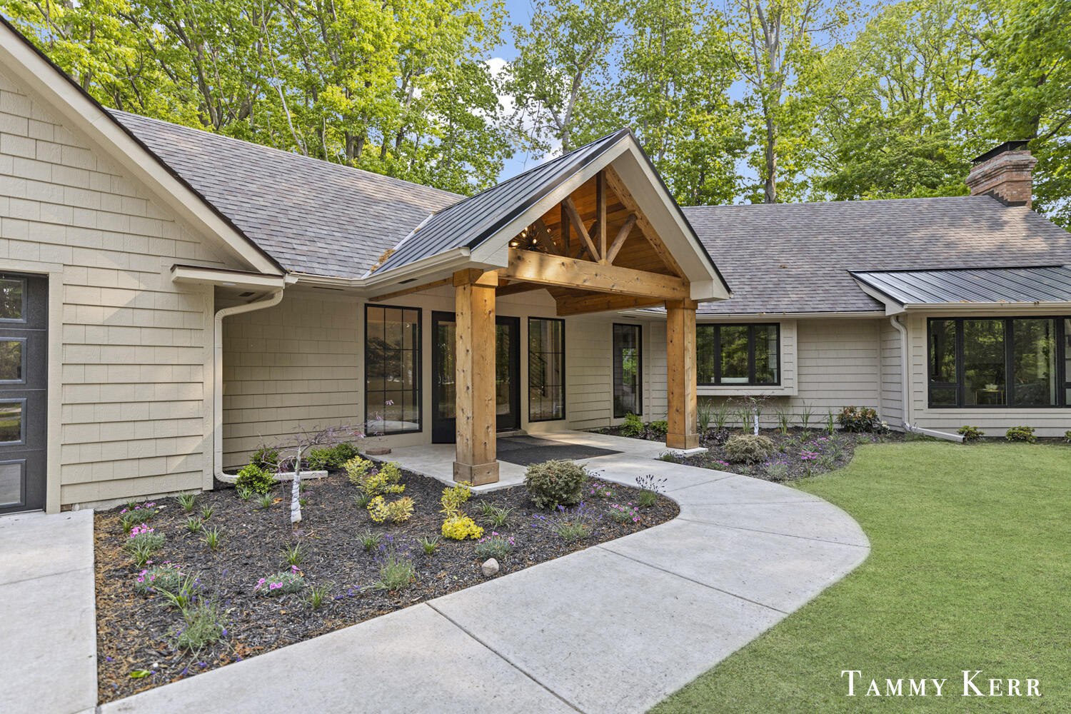 582 Campbell Road Saugatuck, MI 49453 - Photo 7 of 88 3X0A6233copy