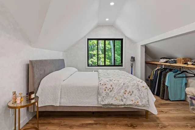 $3,700,000 | 582 Campbell Road, Saugatuck, MI 49453