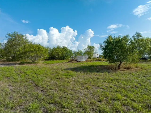 $65,000 | 202 Autry Road, Bayside, TX 78340