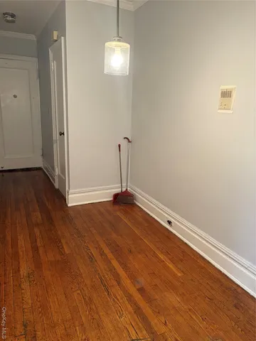 $389,000 | 5005 43rd Avenue, Unit 5H | Woodside