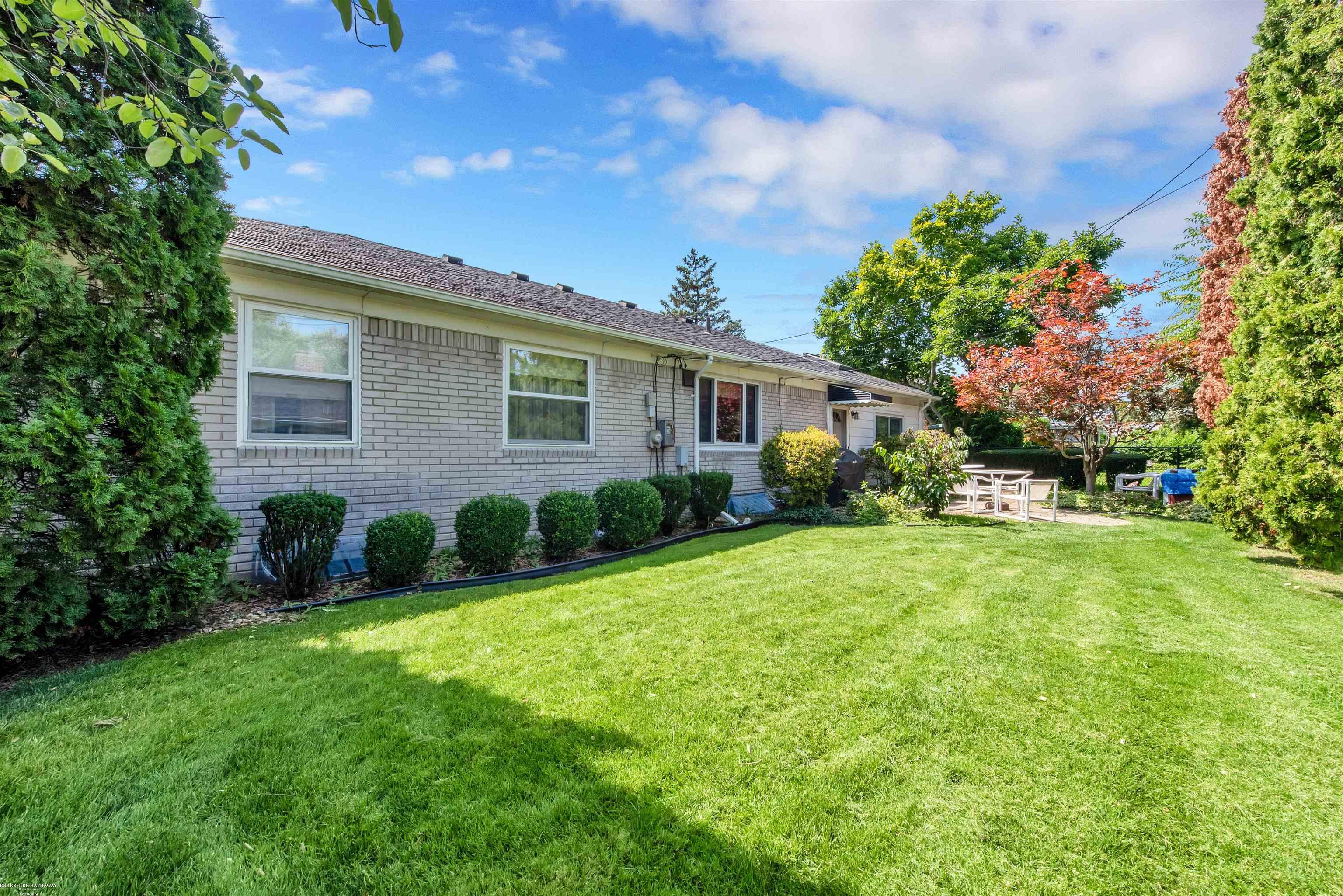 1500 Cook Road Grosse Pointe Woods, MI 48236 - Photo 25 of 27