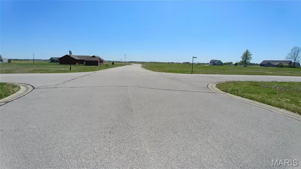 $28,800 | 16743 Ashland Court, Carlyle, IL 62231