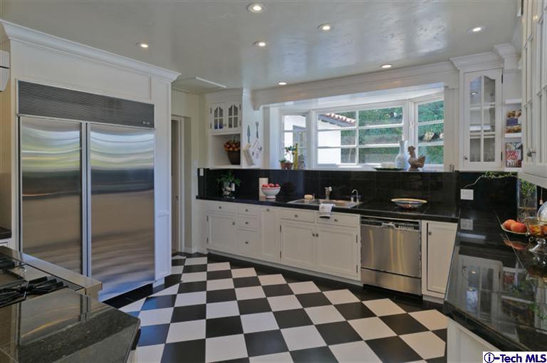 Undisclosed Address Pasadena, CA 91105 - Photo 16 of 56 Additional Photo