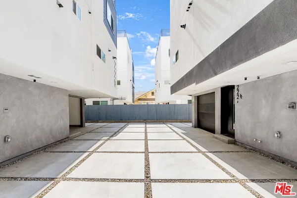 a view of multiple house