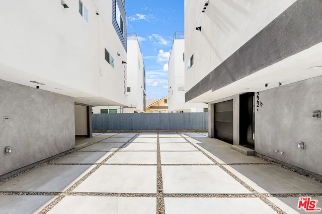 a view of multiple house