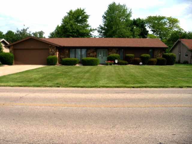 2512 West Royerton Road Muncie, IN 47303 - Photo 1 of 11 Gallery Image 1