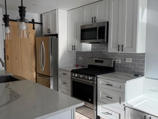 $2,400 | 6-s018 Steeple Run Drive, Unit 6S018, Naperville, IL 60540