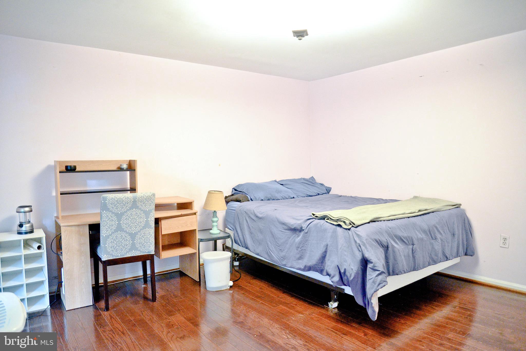 2124 Cherry Leaf Lane Silver Spring, MD 20906 - Photo 17 of 33 Bedroom on upper level
