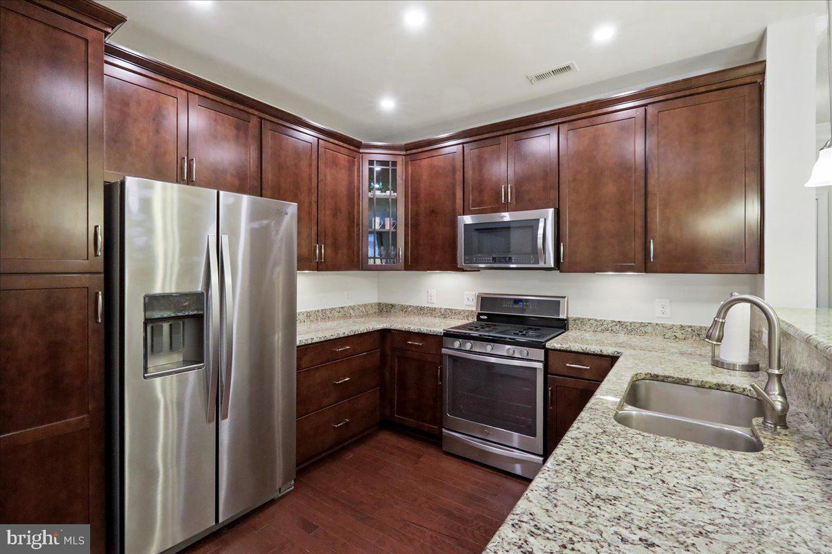 3910 Doc Berlin Drive, Unit 11 Silver Spring, MD 20906 - Photo 4 of 17