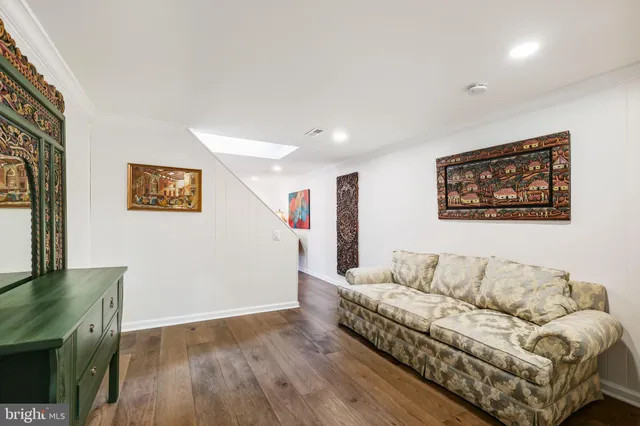 $1,188,000 | 10104 Colebrook Avenue, Potomac, MD 20854