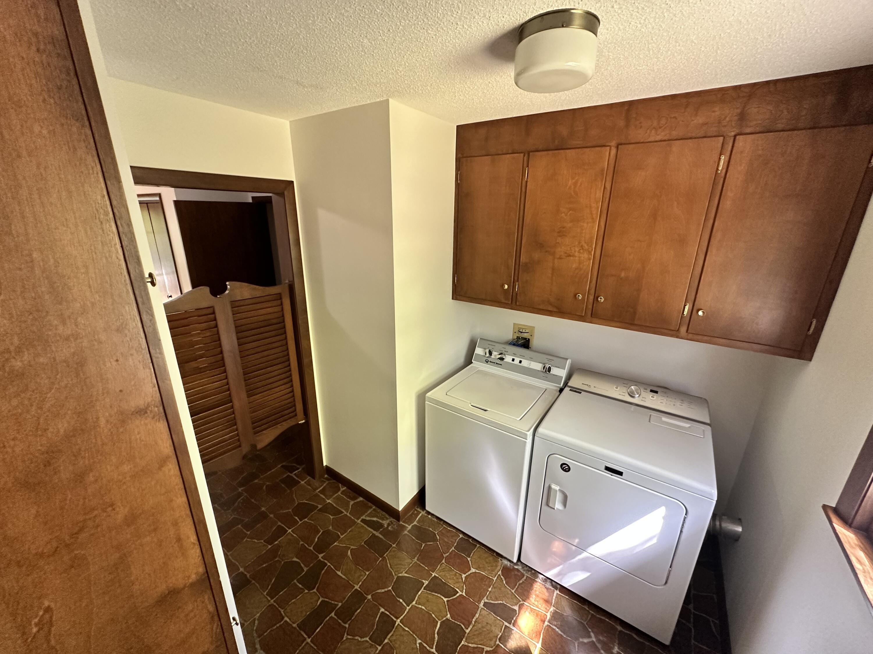193 Jackson Hill Road Minot, ME 04258 - Photo 20 of 62 Laundry Area