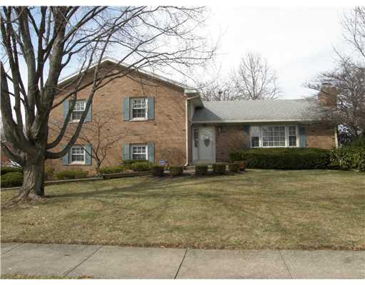 2653 Carousel Drive Springfield, OH 45503 - Photo 2 of 18