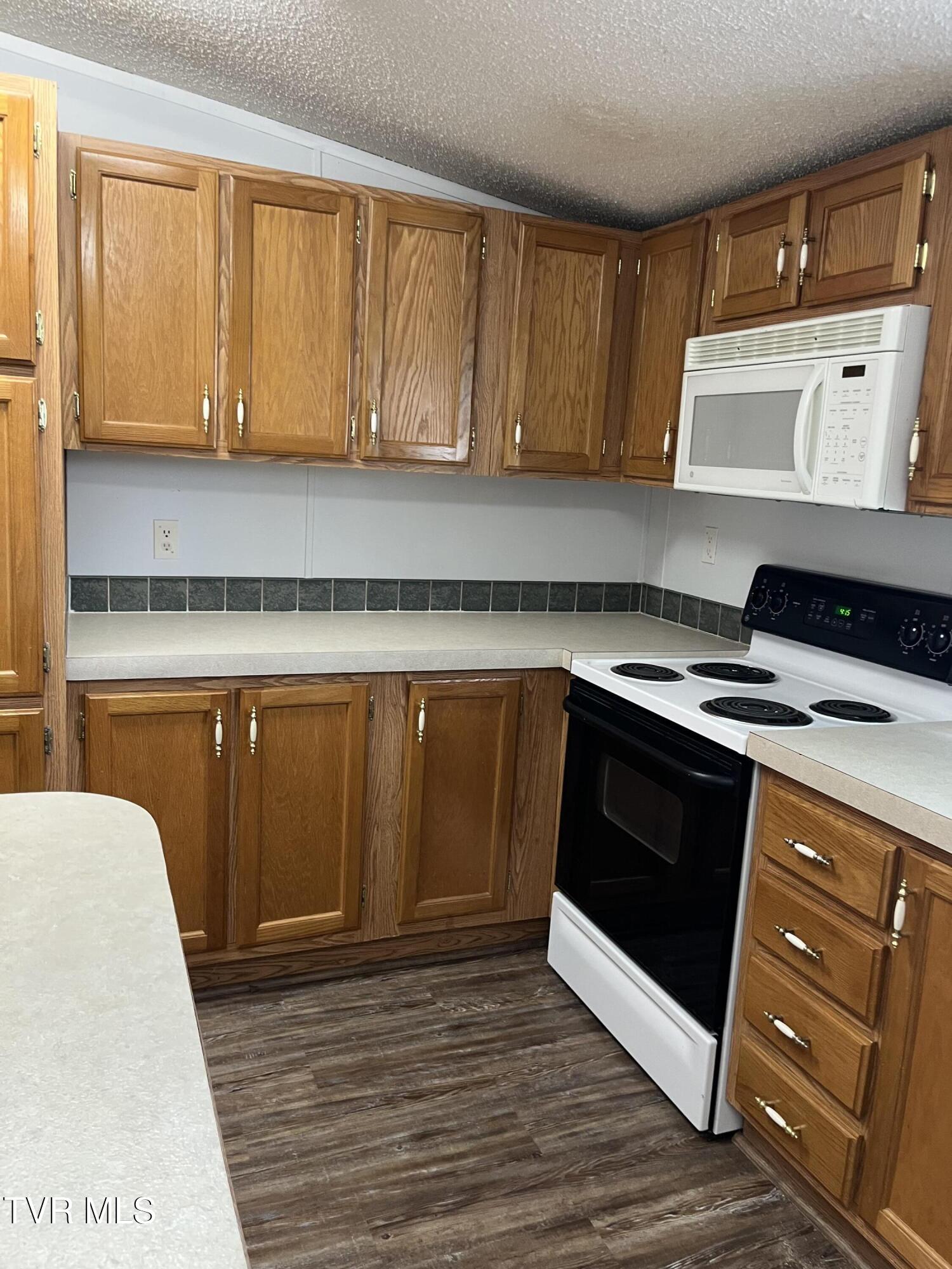 675 Shakerag Road Greeneville, TN 37743 - Photo 38 of 42 IMG_9216