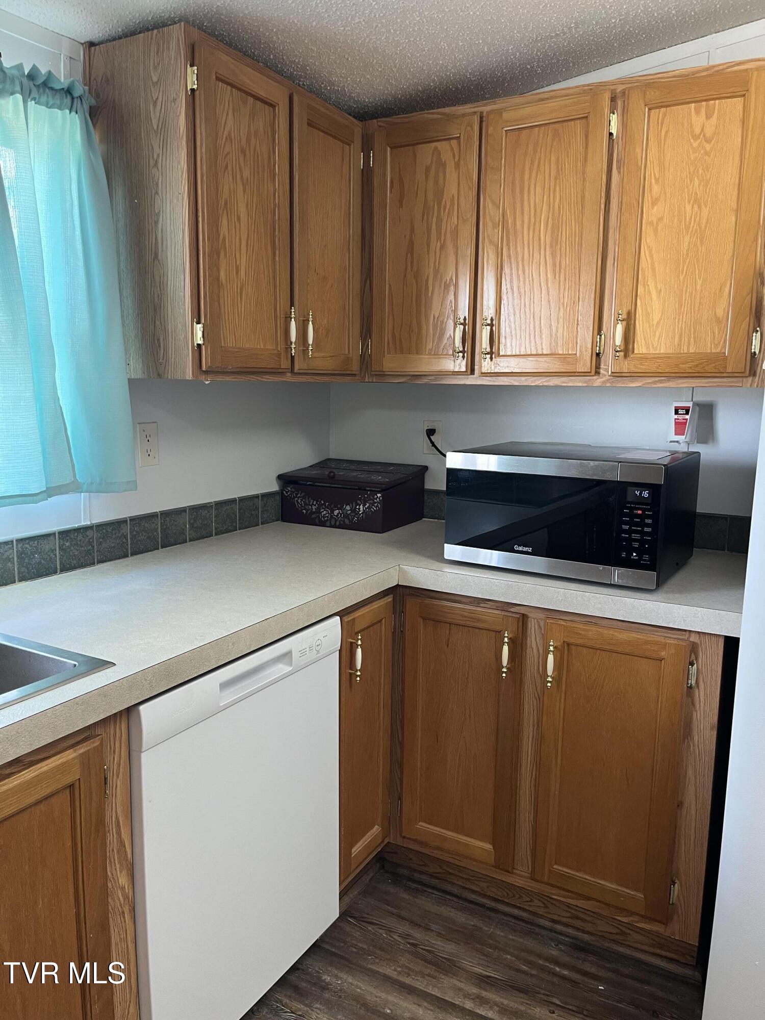 675 Shakerag Road Greeneville, TN 37743 - Photo 40 of 42 IMG_9218