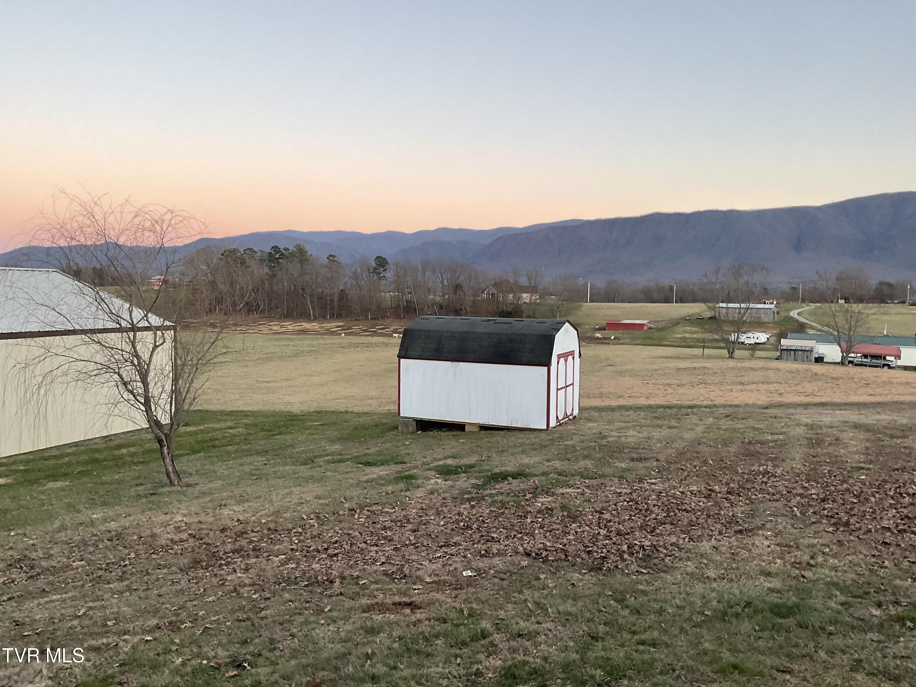 675 Shakerag Road Greeneville, TN 37743 - Photo 6 of 42 IMG_0172