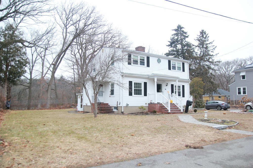 55 Adele Road Quincy, MA 02169 - Photo 3 of 22 Gallery Image 3