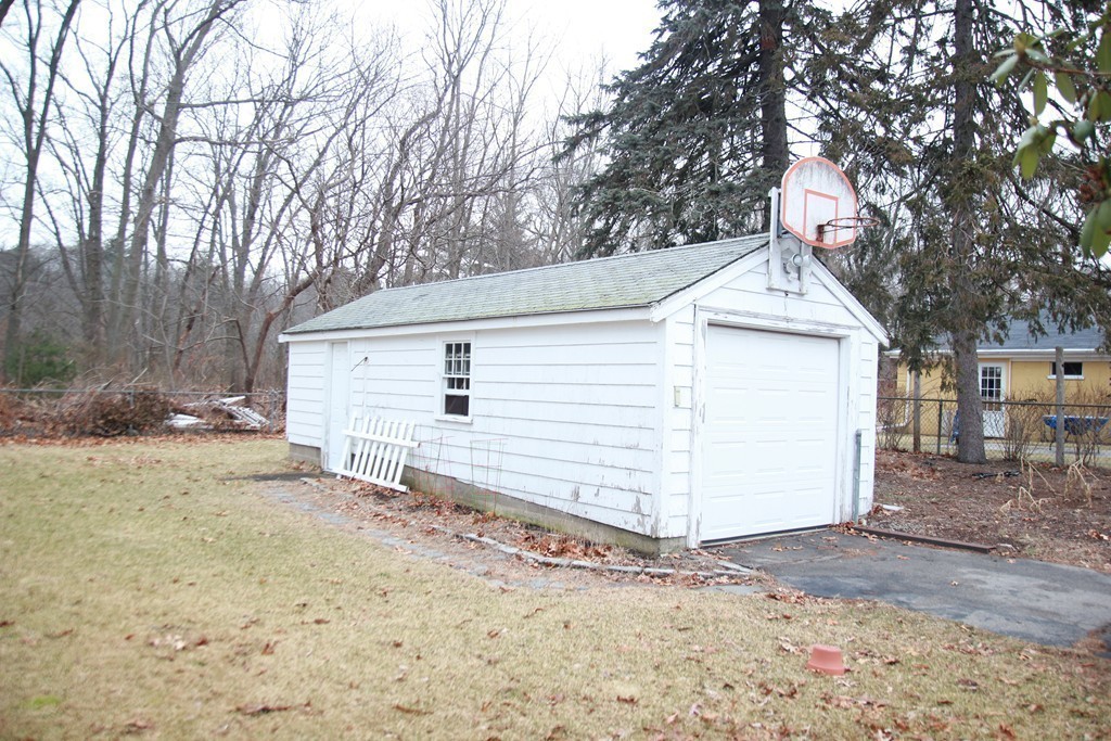 55 Adele Road Quincy, MA 02169 - Photo 6 of 22 Gallery Image 6