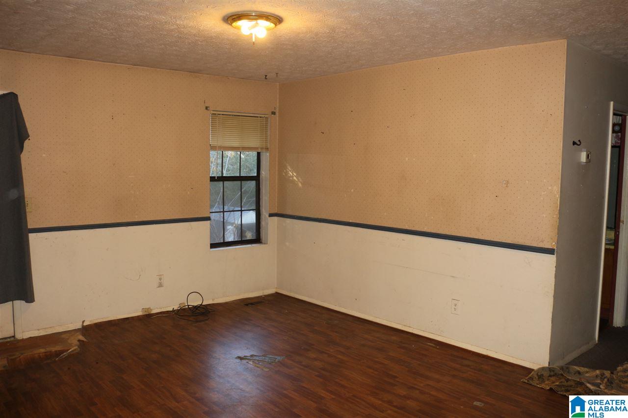 44 Amerson Street Anniston, AL 36201 - Photo 3 of 28