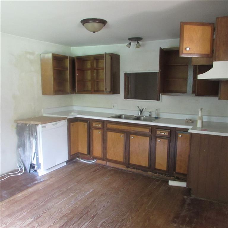 1745 Brodhead Road Coraopolis, PA 15108 - Photo 9 of 24 Gallery Image 9