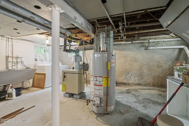 $230,000 | 326 Mountain Street, Albany, NY 12209