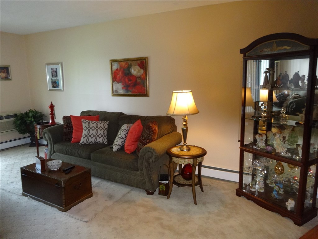 4430 Post Road, Unit E58 Warwick, RI 02818 - Photo 9 of 38