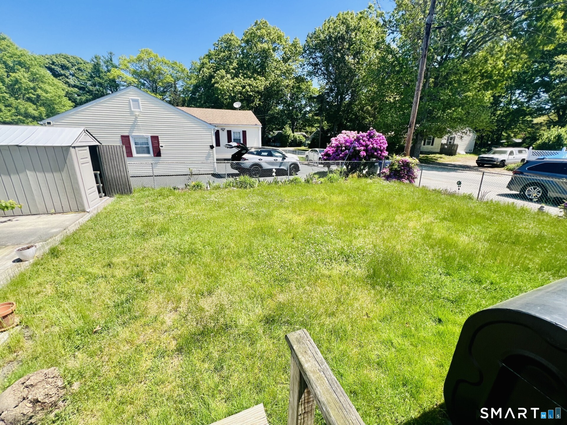 13 Midway Ovl Groton, CT 06340 - Photo 2 of 8