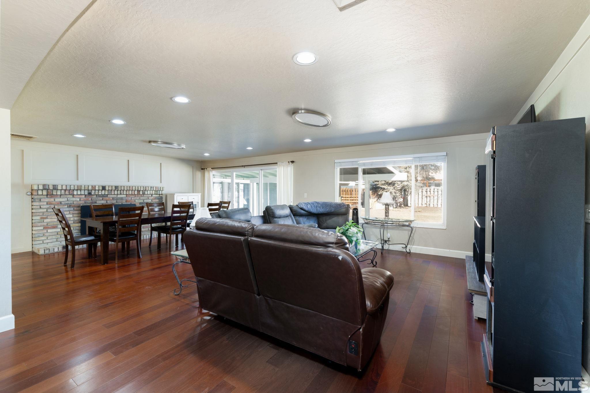 6350 Plum Hollow Circle Reno, NV 89502 - Photo 6 of 40 Photo 6