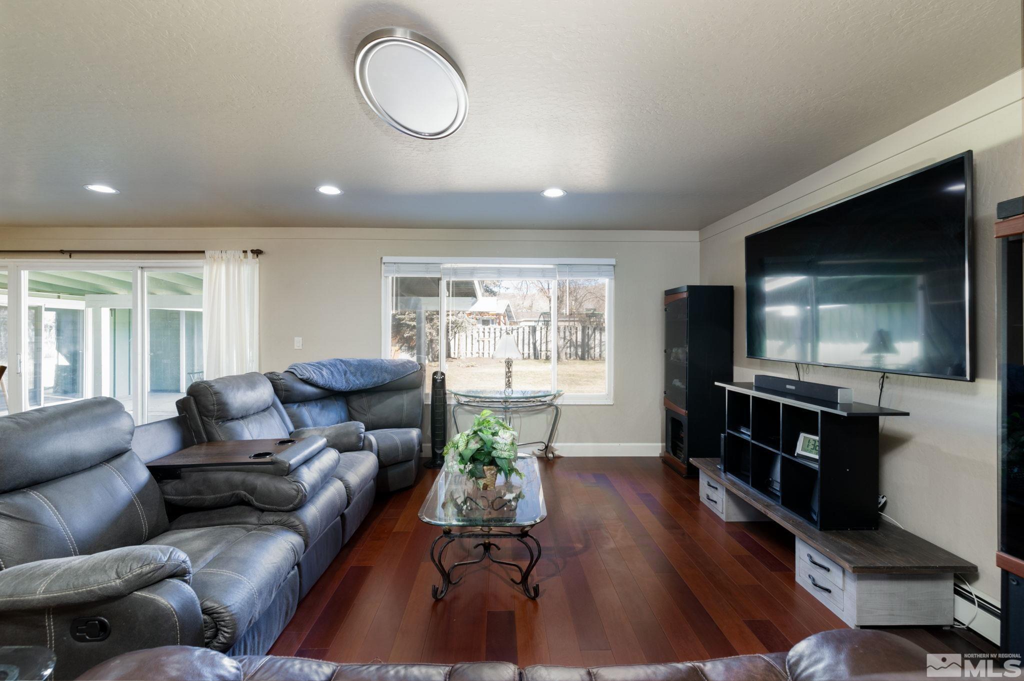 6350 Plum Hollow Circle Reno, NV 89502 - Photo 7 of 40 Photo 7